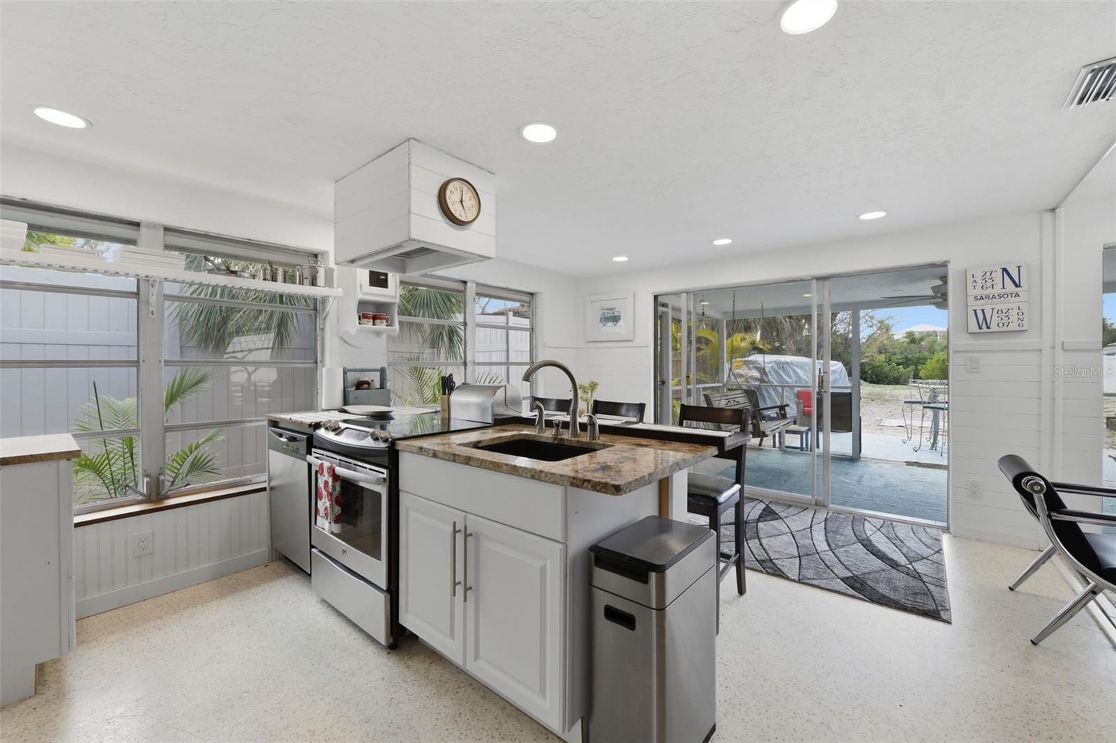 Image 8 of 29 For 8456 Midnight Pass Road