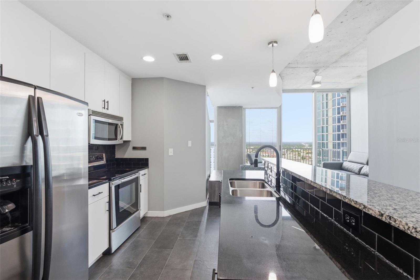 Image 12 of 36 For 777 Ashley Drive 2513