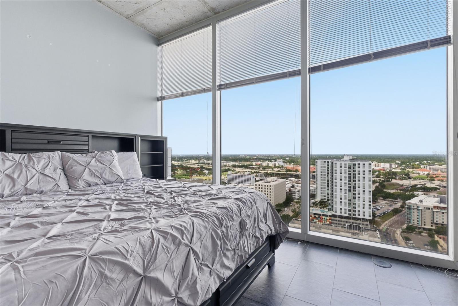 Image 21 of 36 For 777 Ashley Drive 2513