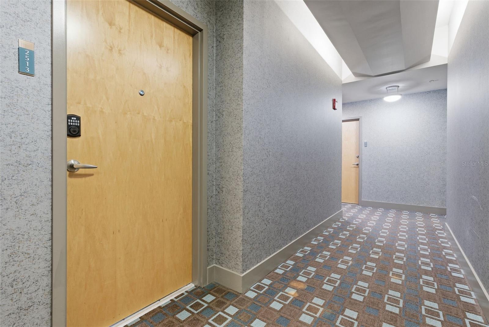 Image 5 of 36 For 777 Ashley Drive 2513