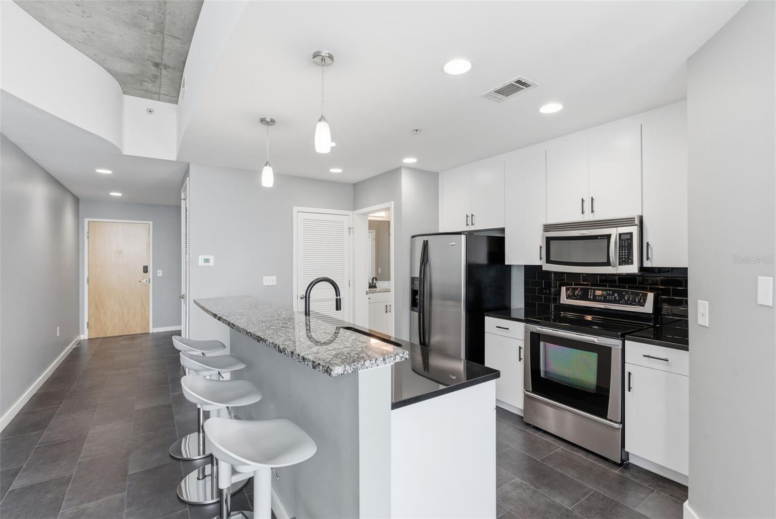 Image 9 of 36 For 777 Ashley Drive 2513