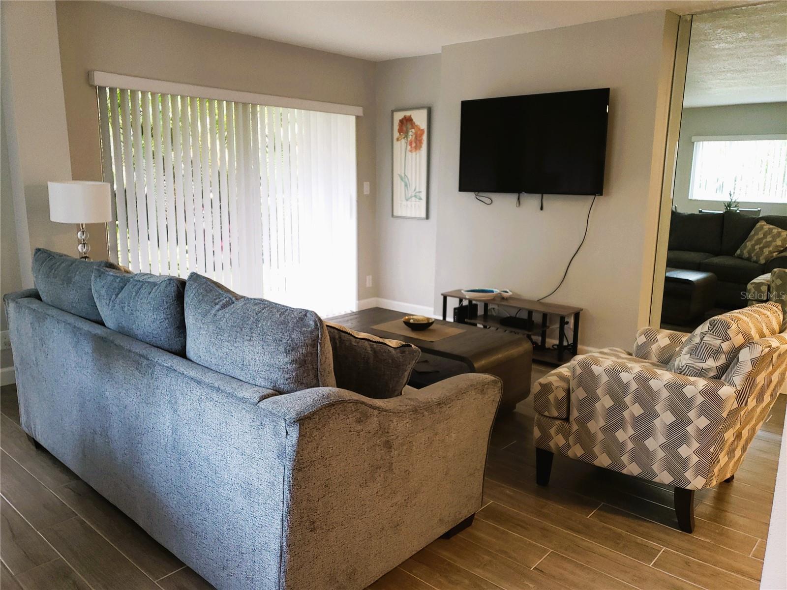 Image 11 of 27 For 1301 Gulf Boulevard 101