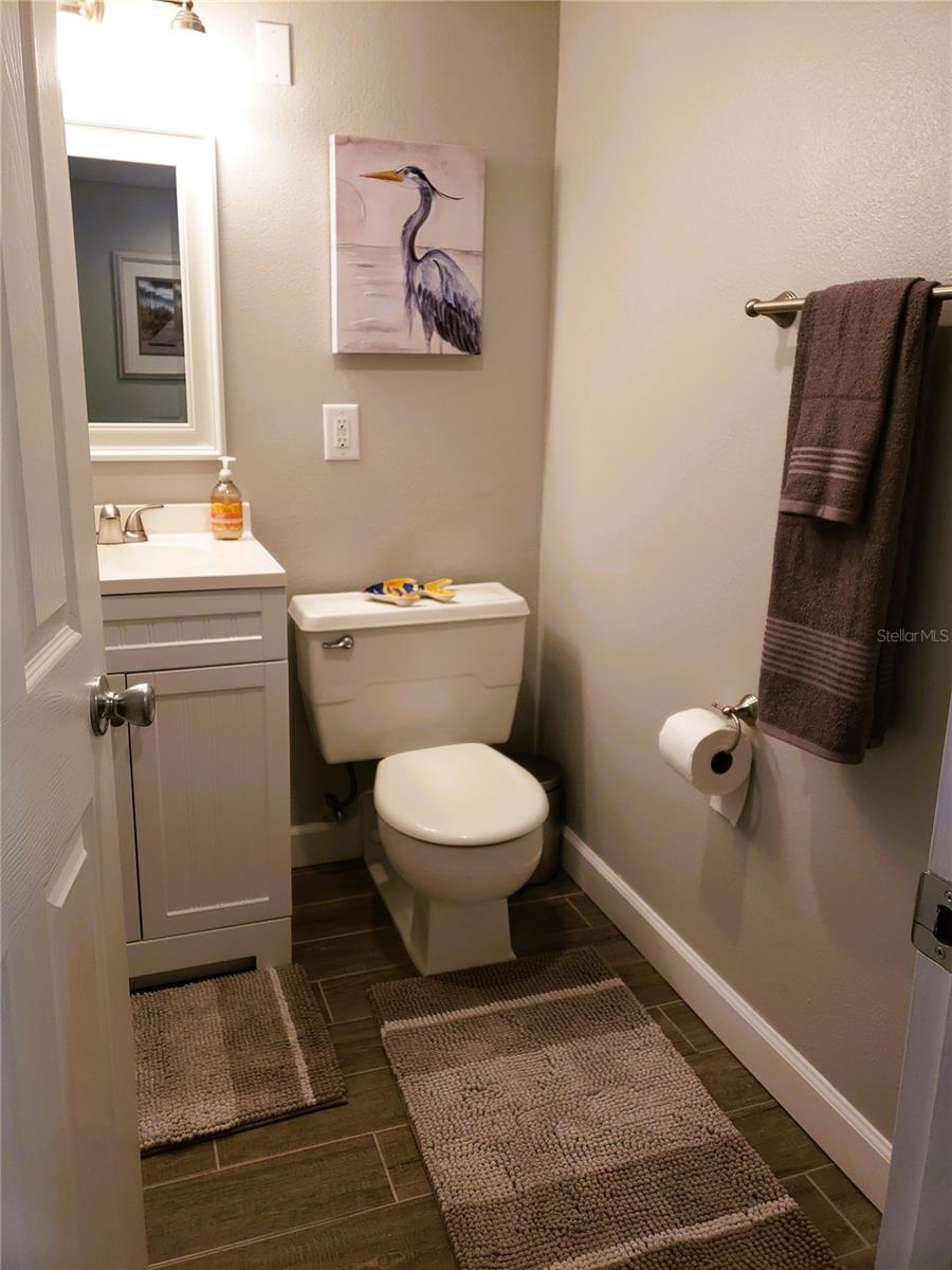 Image 17 of 27 For 1301 Gulf Boulevard 101