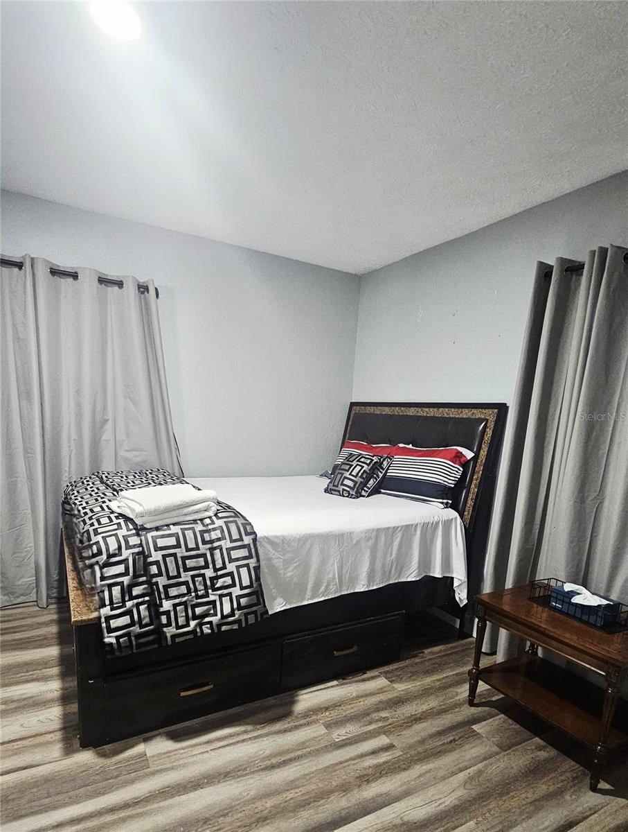 Image 7 of 9 For 7714 Deleuil Avenue