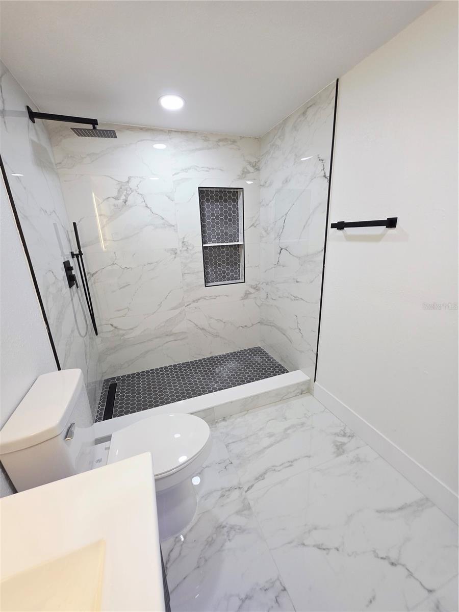 Image 16 of 44 For 3429 Devonshire Drive