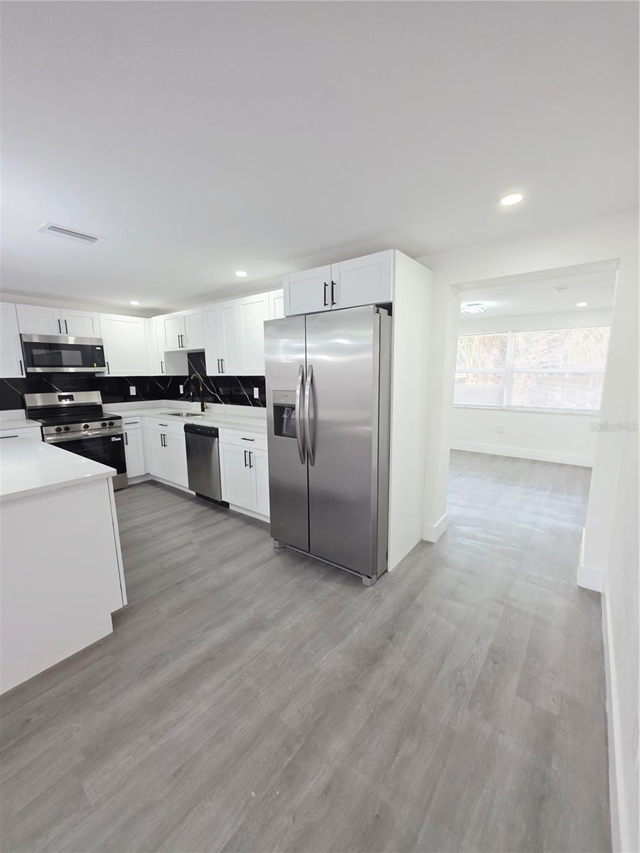 Image 17 of 44 For 3429 Devonshire Drive