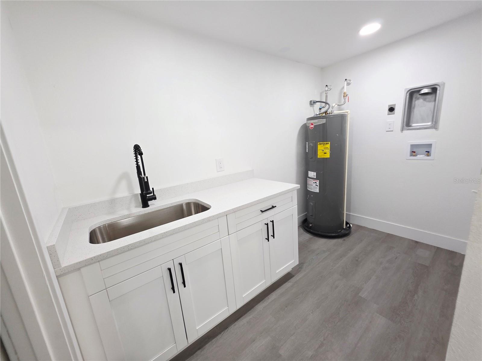 Image 27 of 44 For 3429 Devonshire Drive