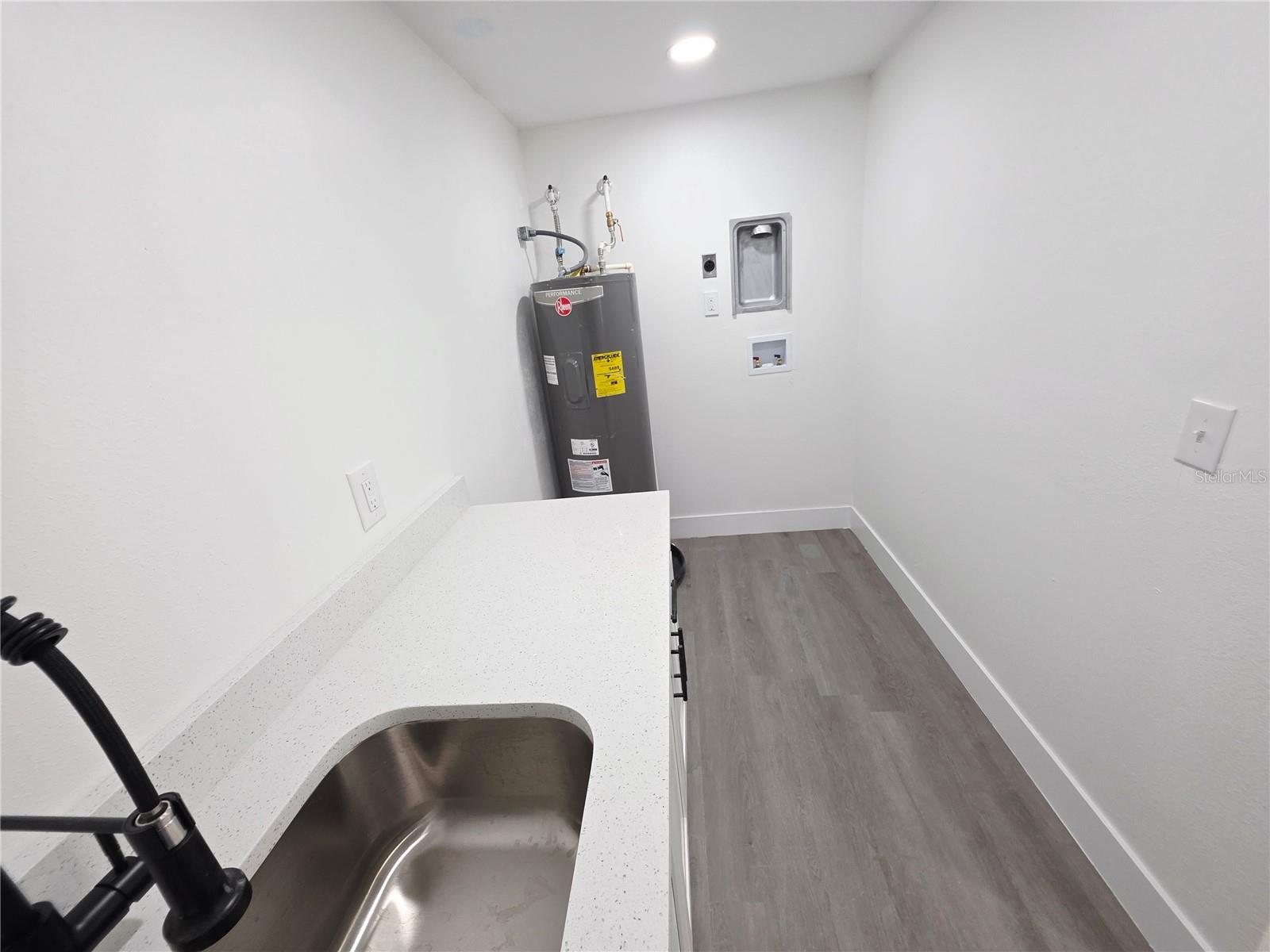 Image 28 of 44 For 3429 Devonshire Drive