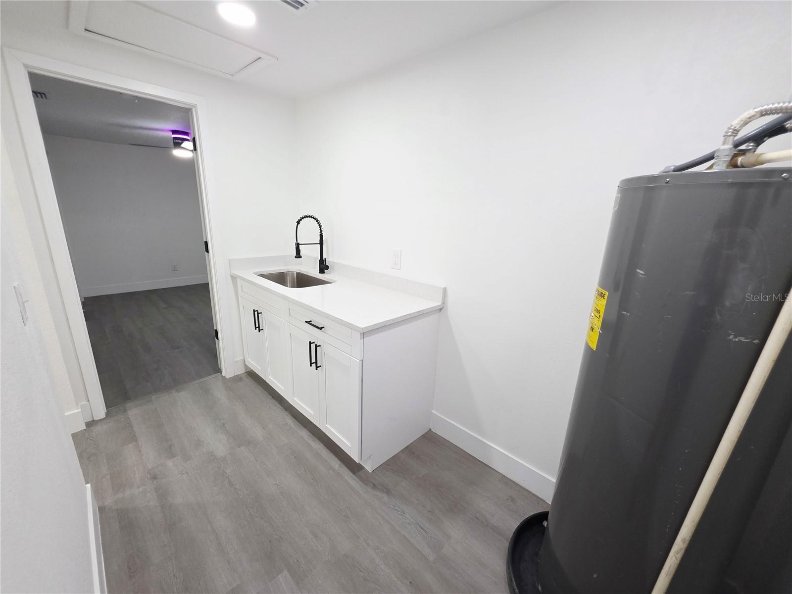 Image 29 of 44 For 3429 Devonshire Drive