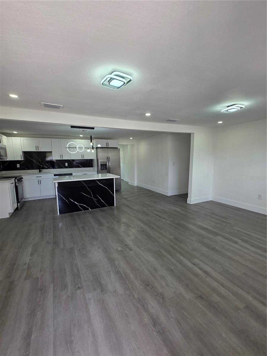 Image 3 of 44 For 3429 Devonshire Drive