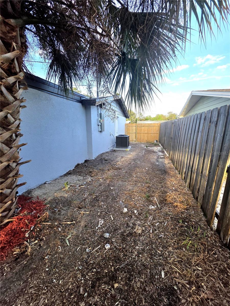 Image 40 of 44 For 3429 Devonshire Drive