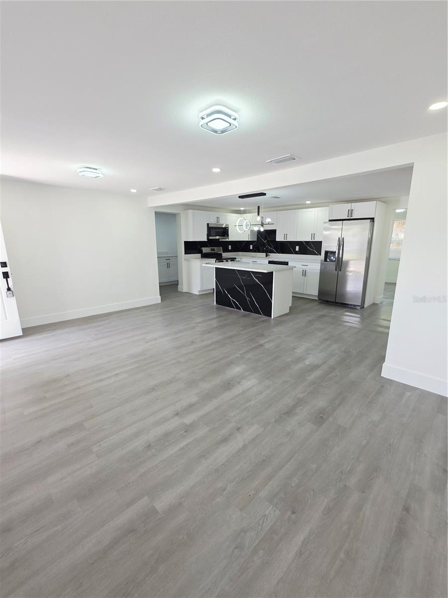 Image 5 of 44 For 3429 Devonshire Drive