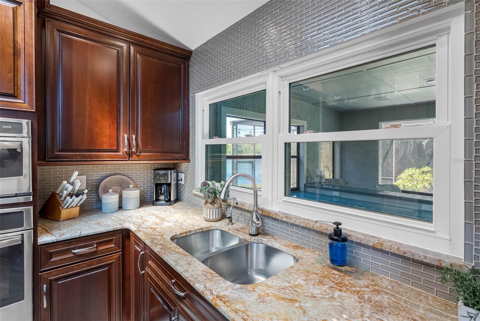 Image 13 of 67 For 10209 Lake Grove Drive