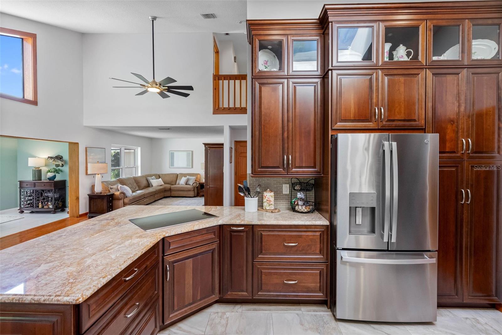 Image 14 of 67 For 10209 Lake Grove Drive