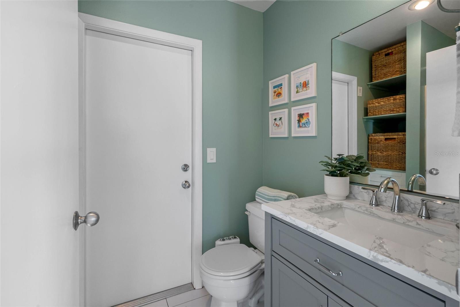 Image 26 of 67 For 10209 Lake Grove Drive