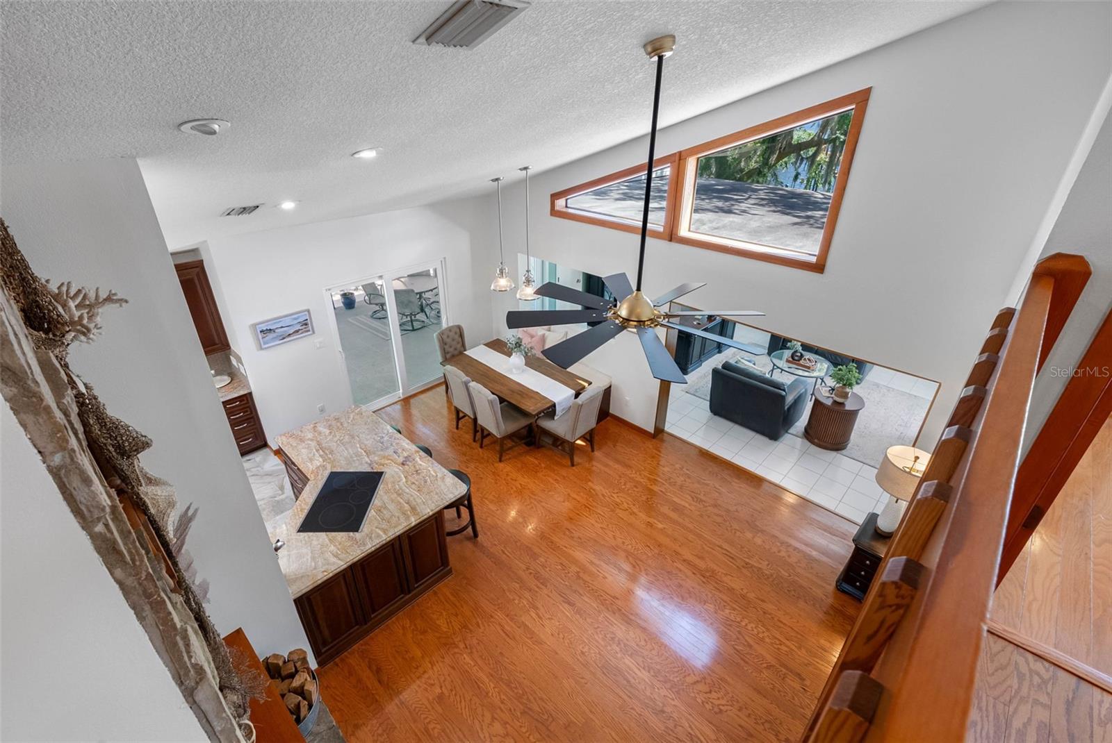 Image 29 of 67 For 10209 Lake Grove Drive