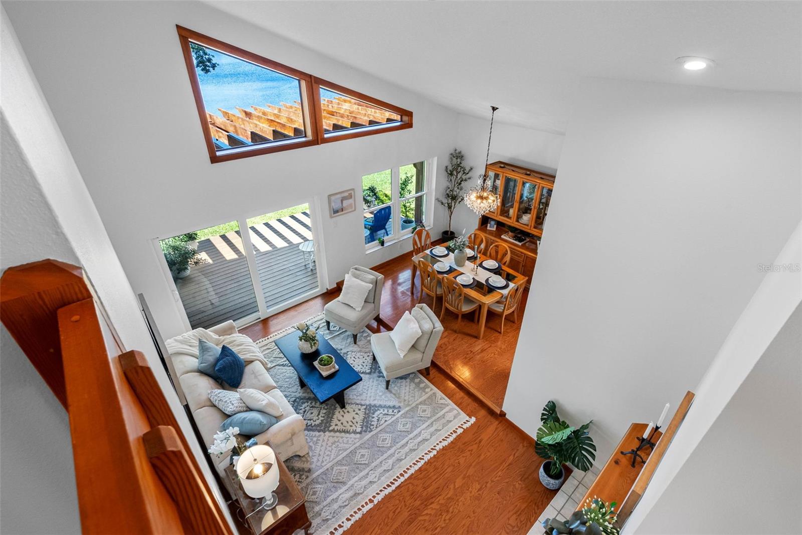 Image 30 of 67 For 10209 Lake Grove Drive