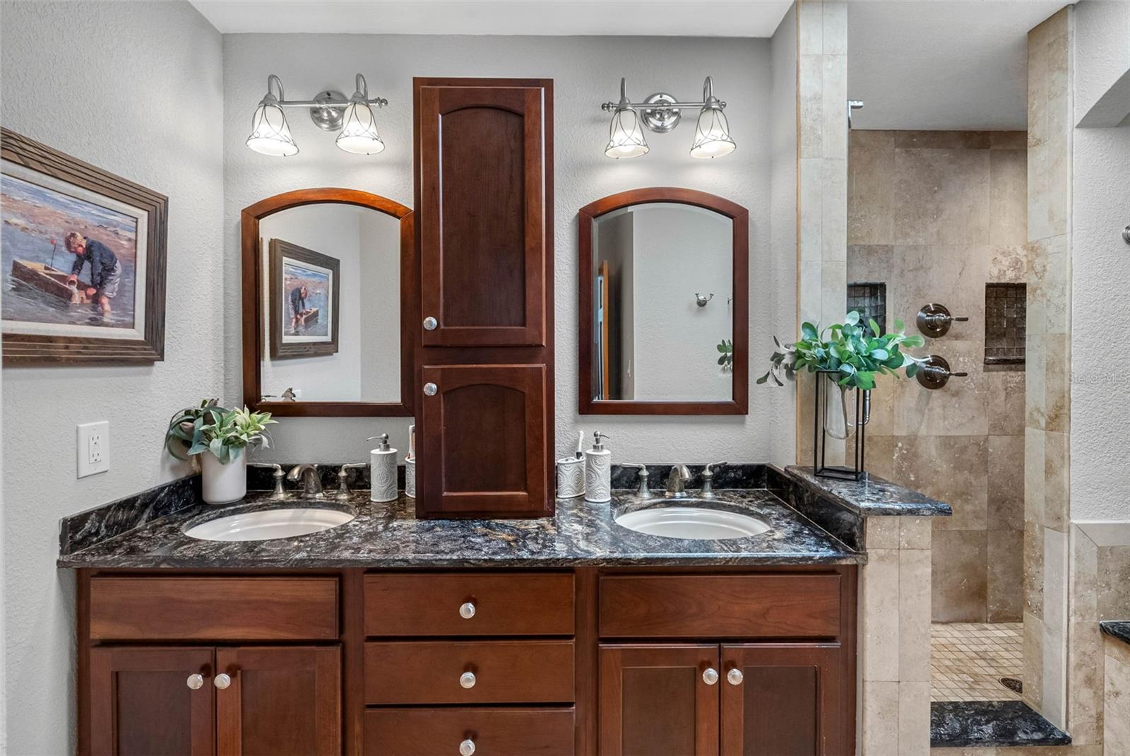 Image 35 of 67 For 10209 Lake Grove Drive