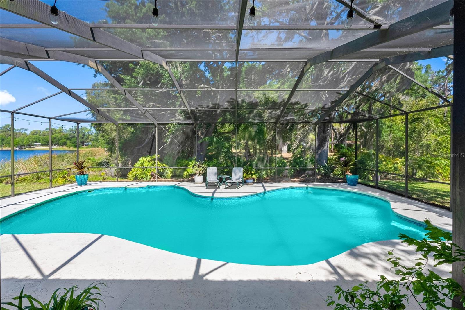 Image 45 of 67 For 10209 Lake Grove Drive