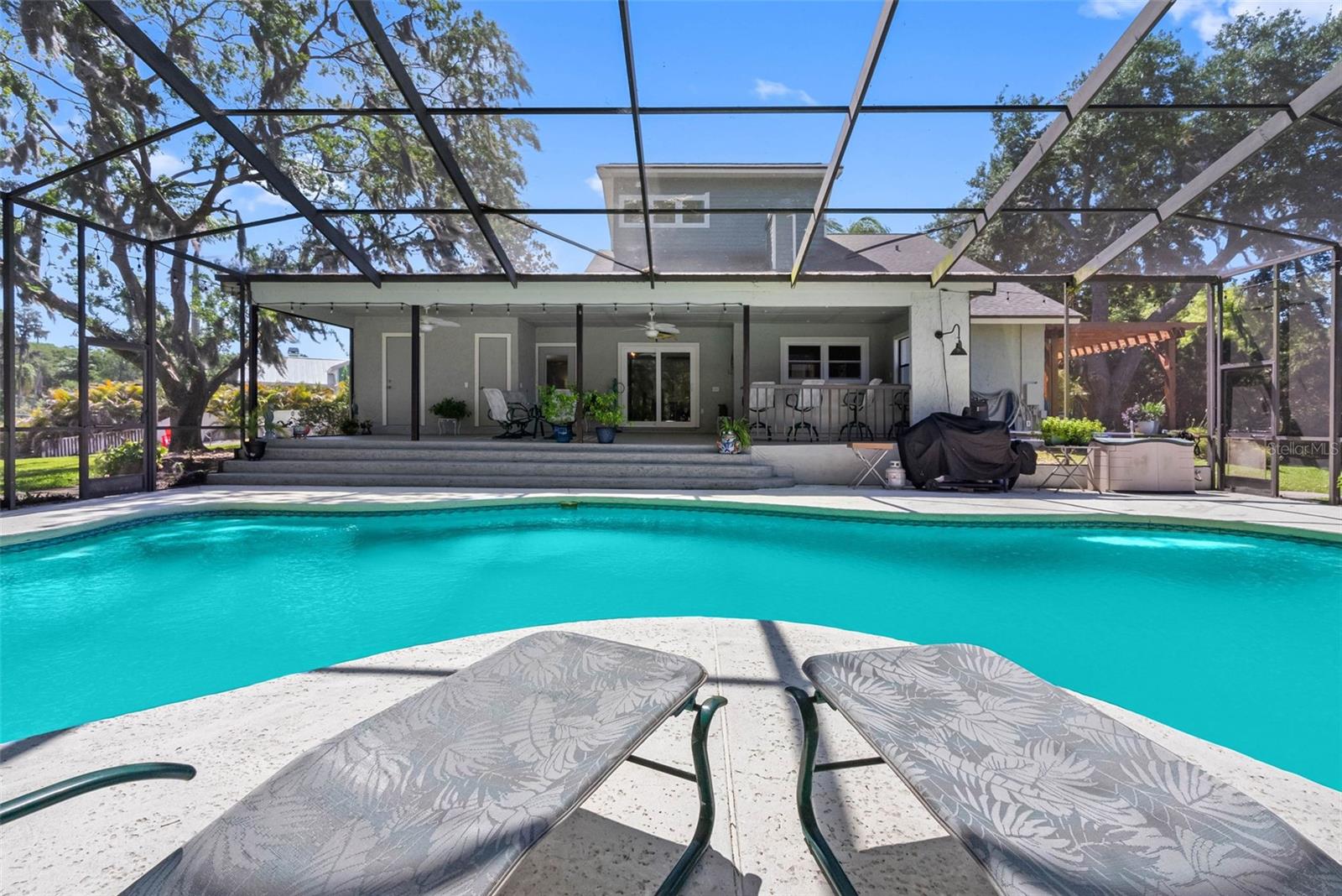 Image 50 of 67 For 10209 Lake Grove Drive