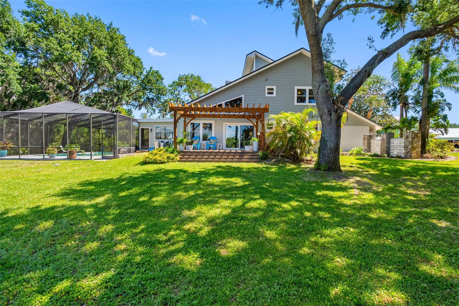 Image 51 of 67 For 10209 Lake Grove Drive