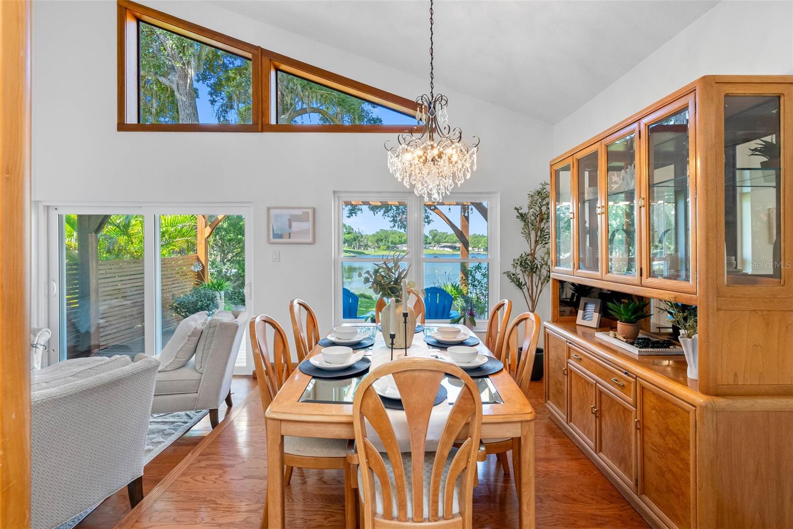 Image 9 of 67 For 10209 Lake Grove Drive