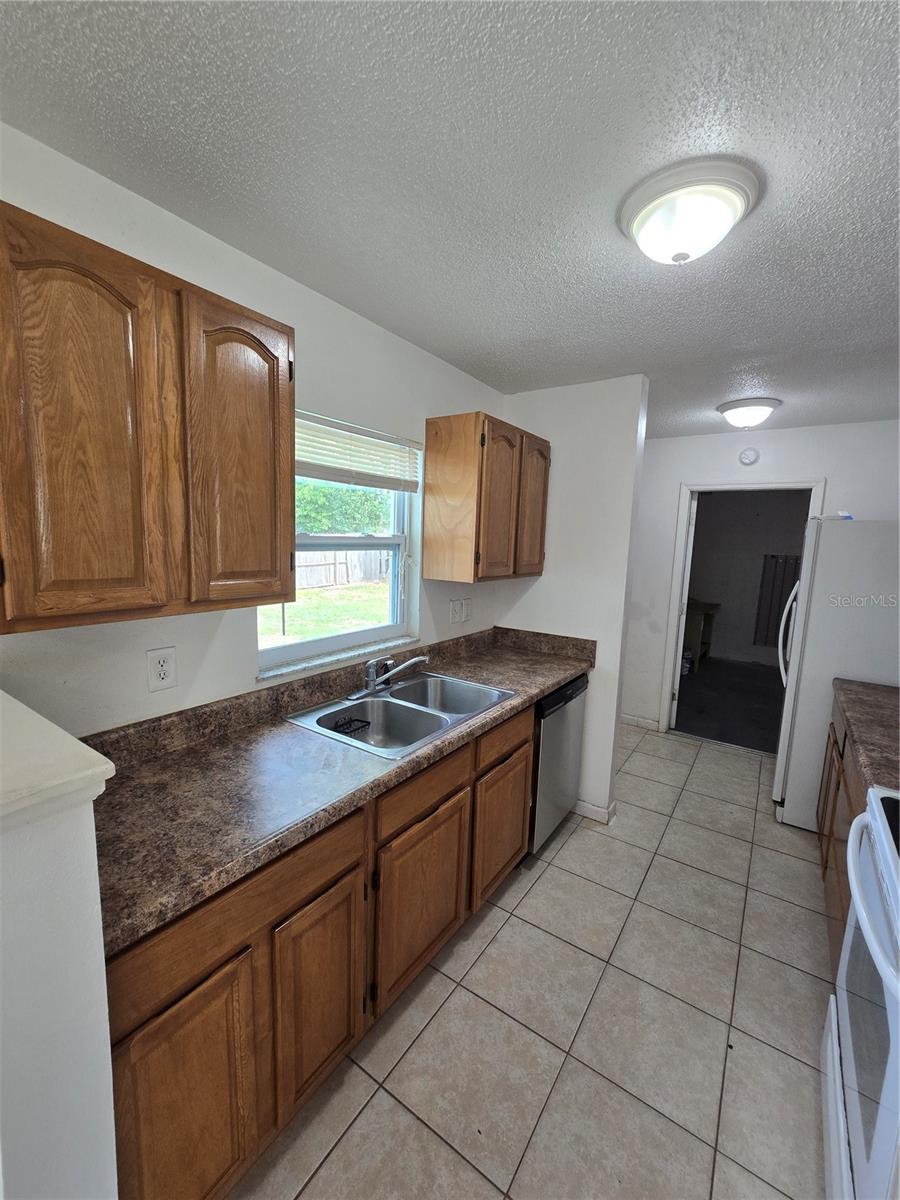 Image 7 of 17 For 9231 Antrim Street