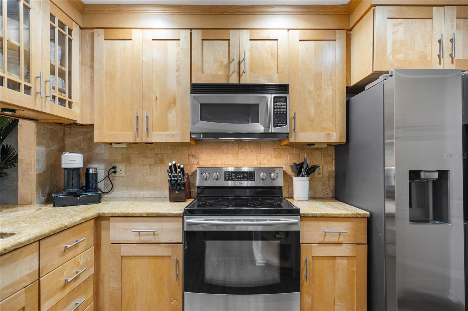 Image 25 of 45 For 1092 Sanabel Court Ne