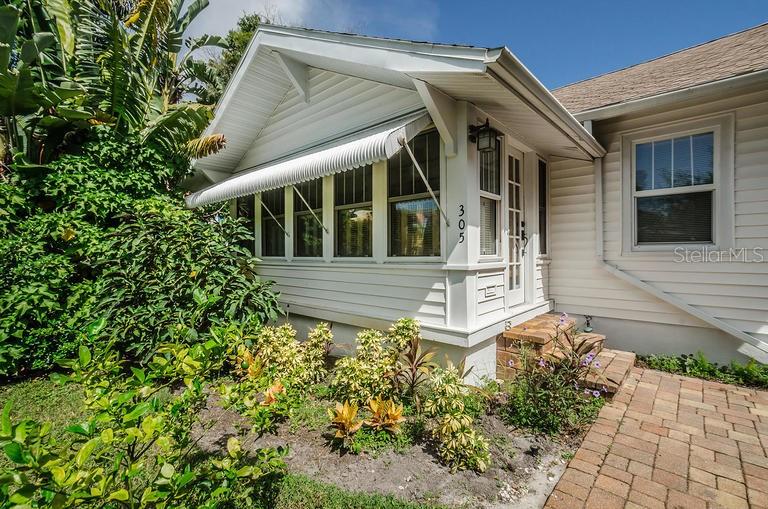 Details for 305 15th Ave Street Ne, ST PETERSBURG, FL 33704