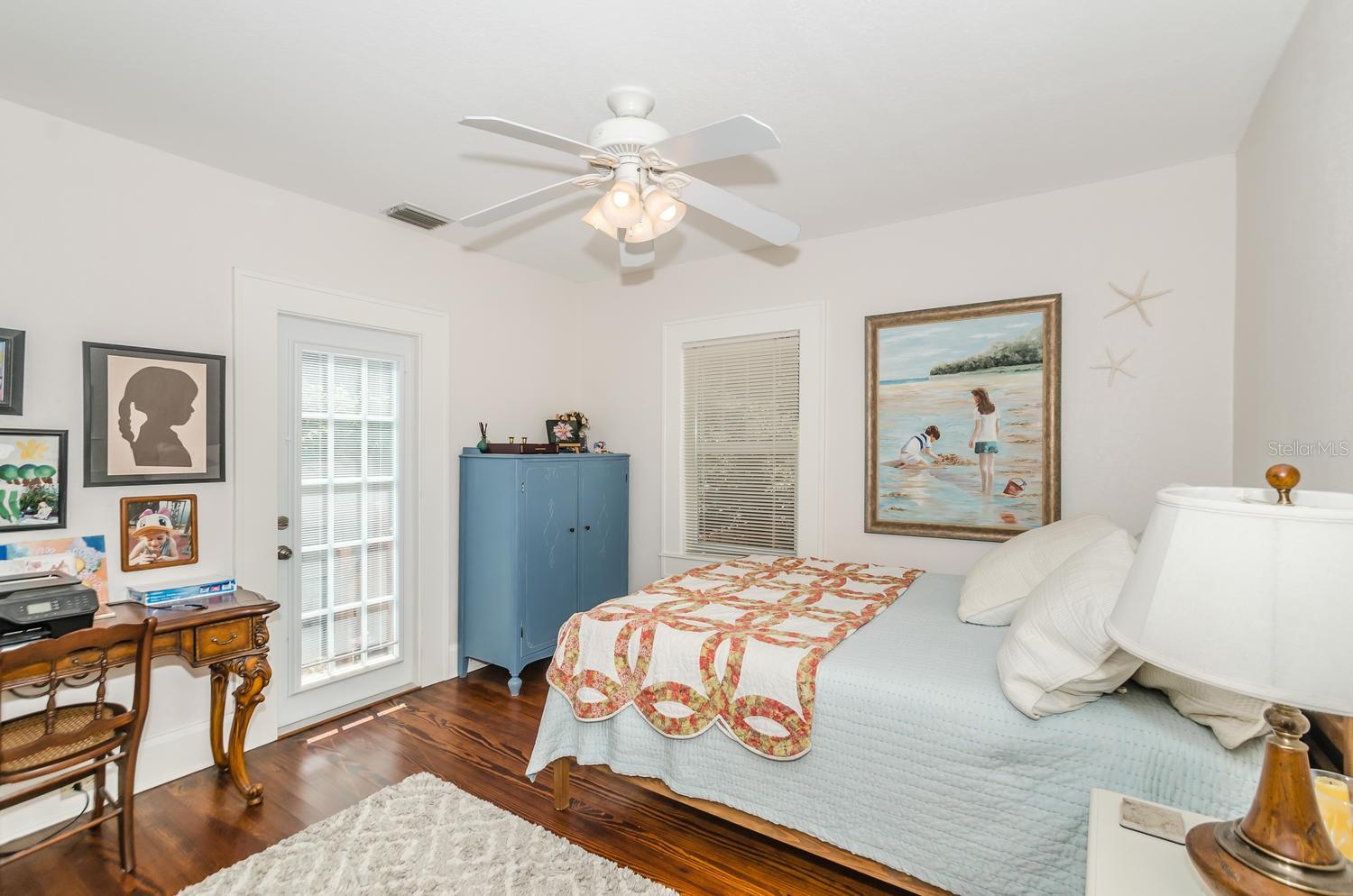 Image 12 of 27 For 305 15th Ave Street Ne