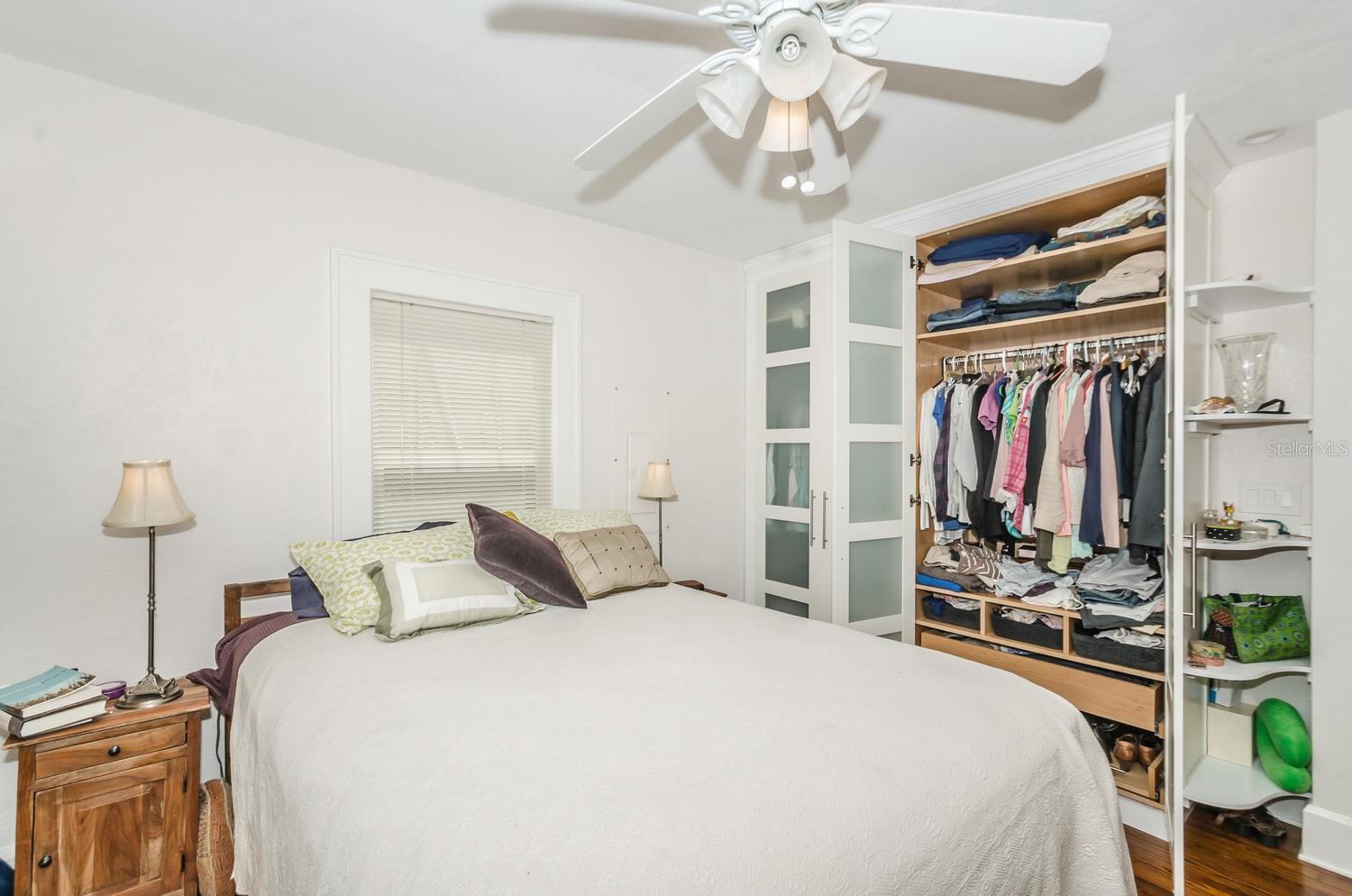 Image 15 of 27 For 305 15th Ave Street Ne