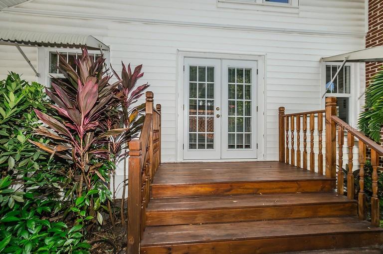 Image 21 of 27 For 305 15th Ave Street Ne