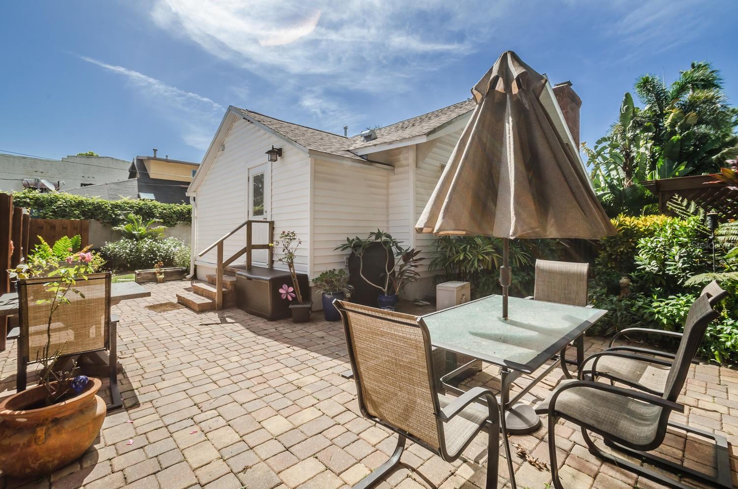 Image 25 of 27 For 305 15th Ave Street Ne