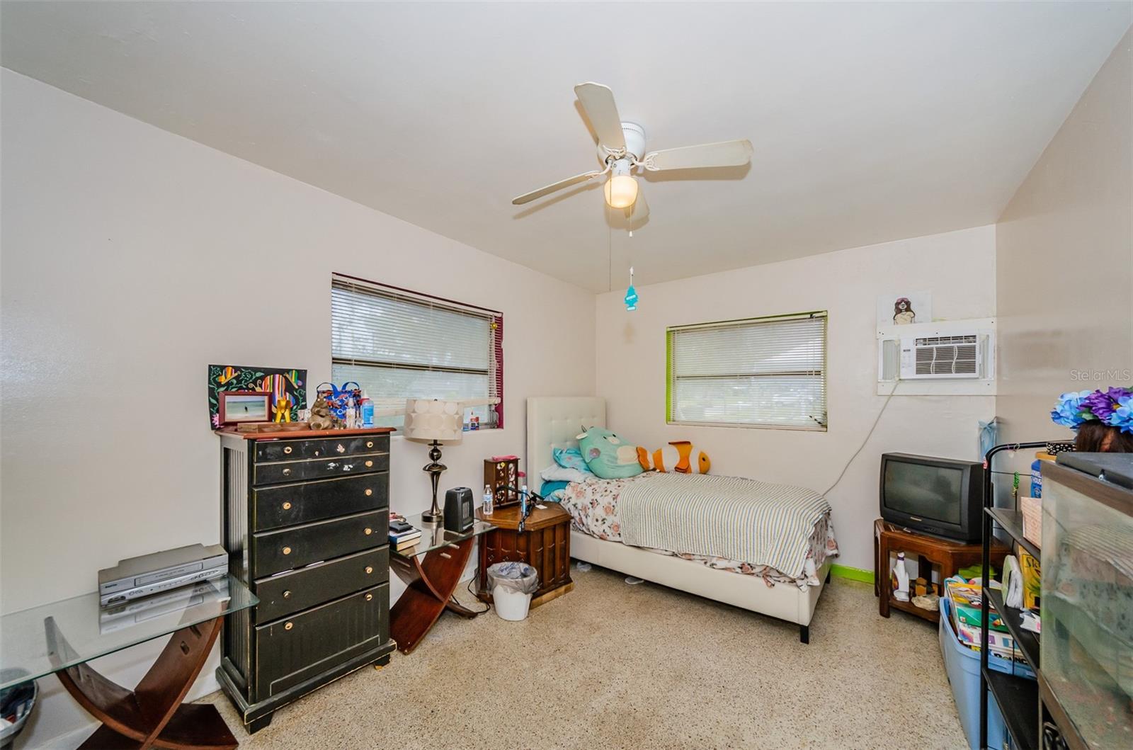 Image 12 of 25 For 1411 Kennywood Drive A & B