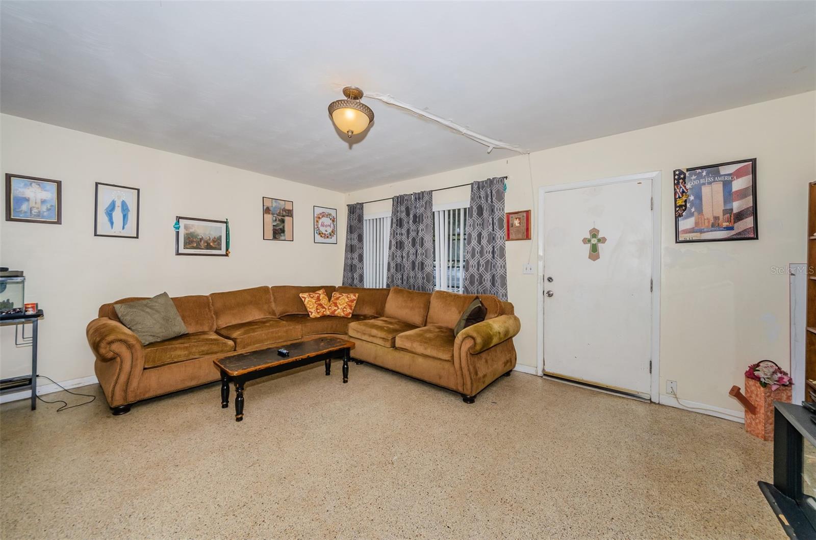 Image 7 of 25 For 1411 Kennywood Drive A & B