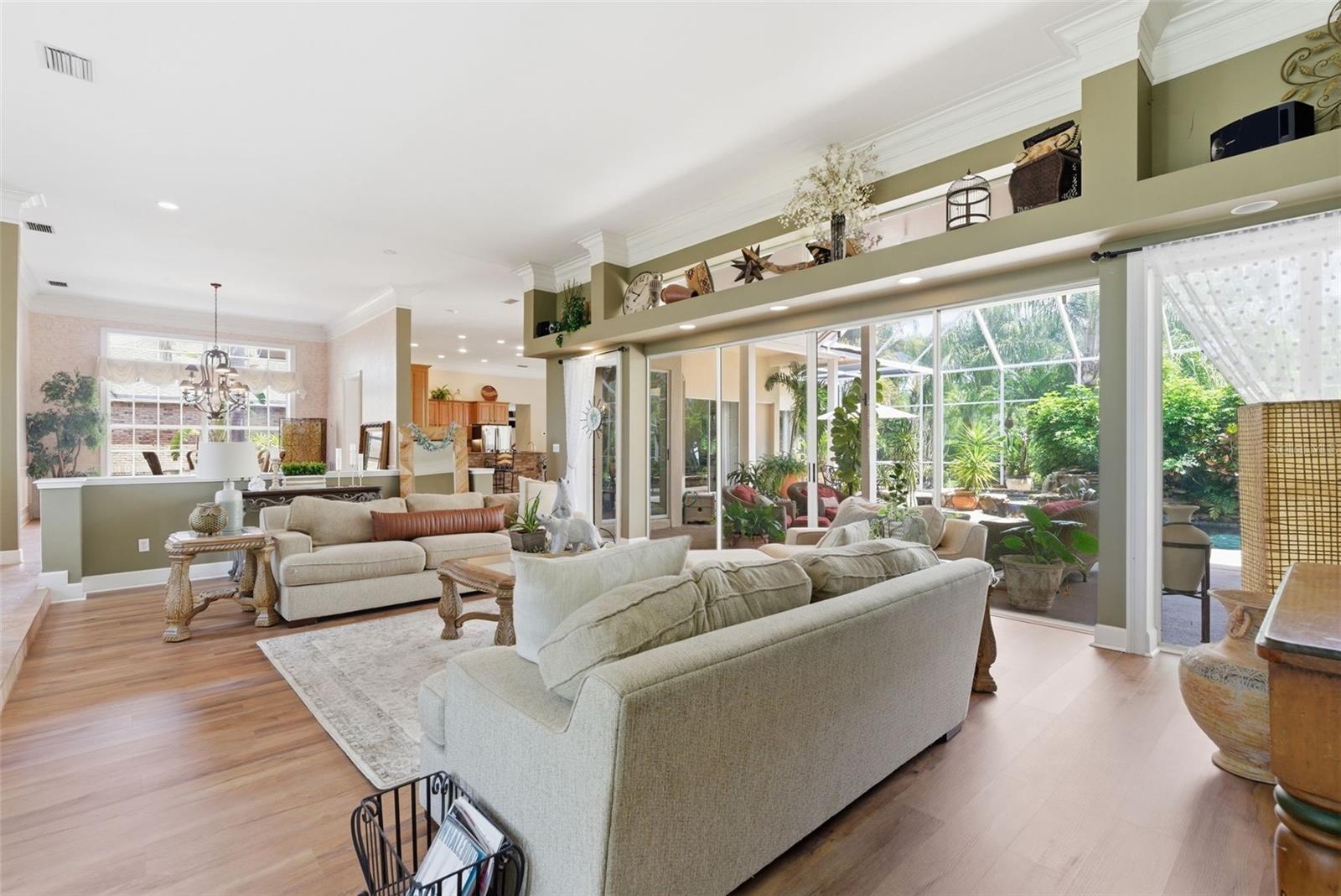 Image 17 of 83 For 18701 Pepper Pike