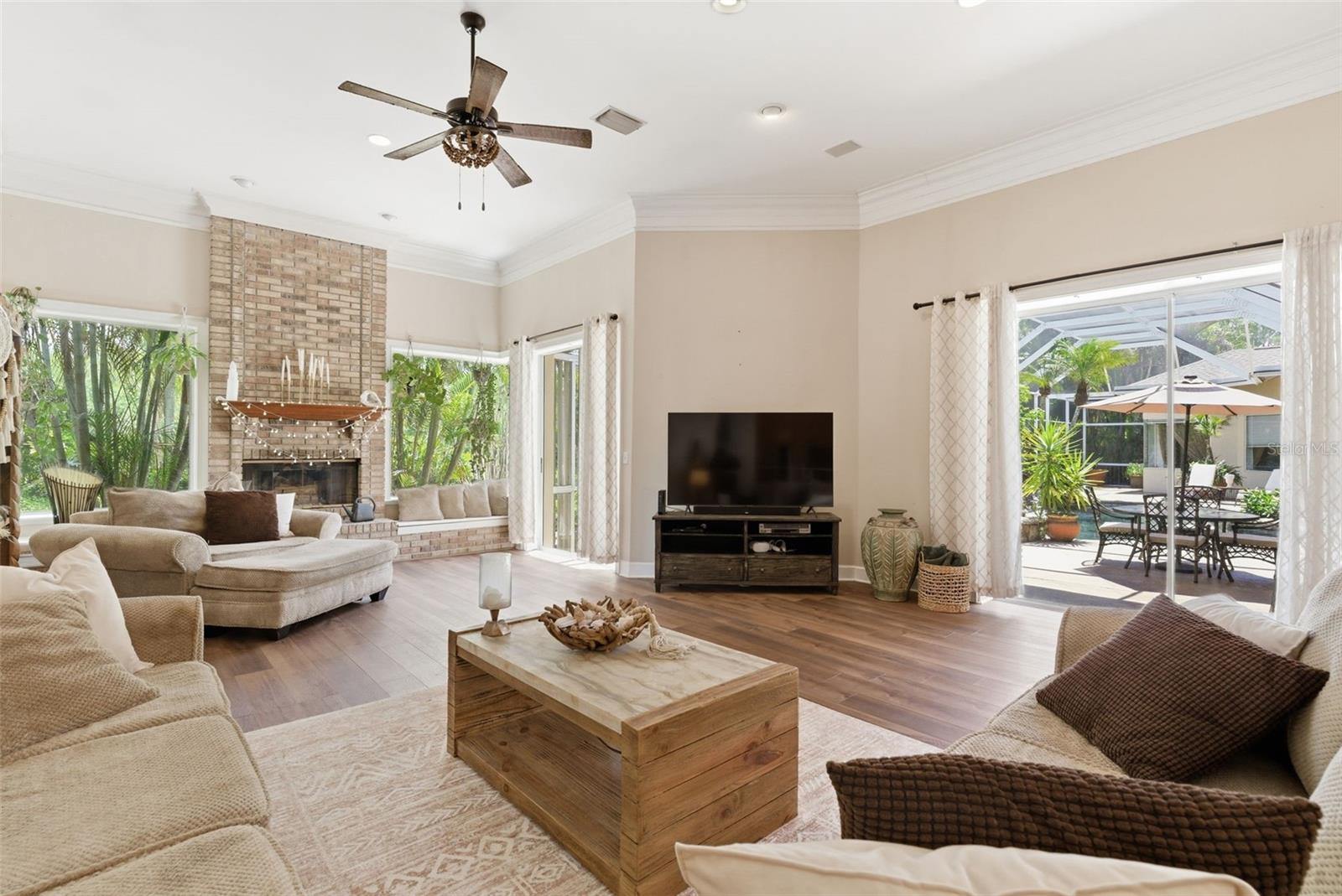 Image 29 of 83 For 18701 Pepper Pike