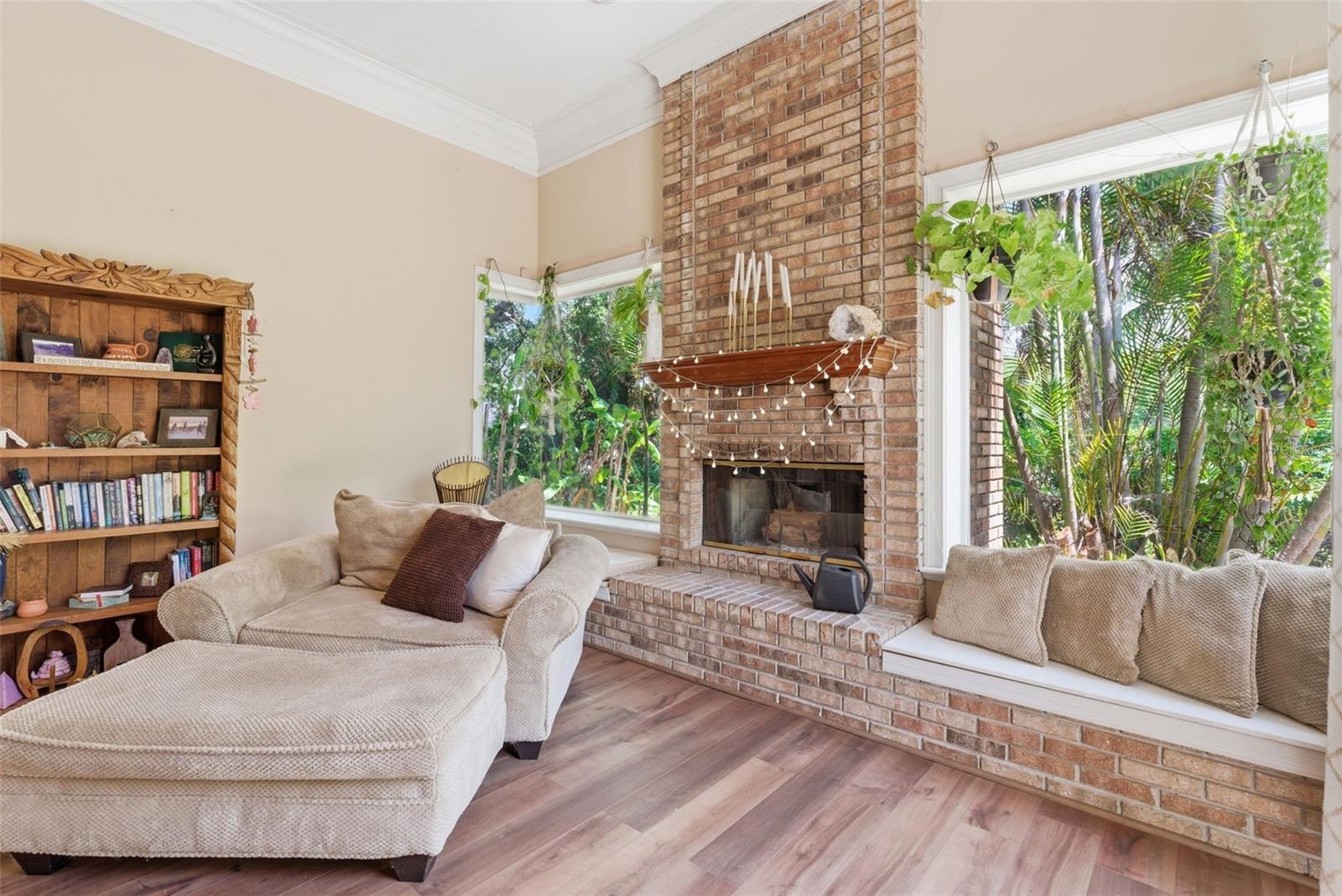 Image 31 of 83 For 18701 Pepper Pike