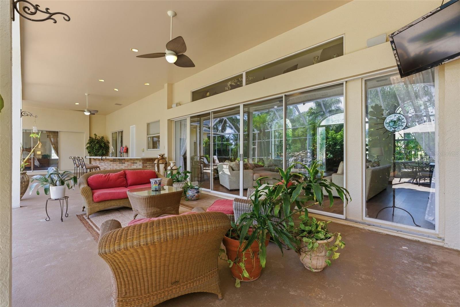 Image 35 of 83 For 18701 Pepper Pike