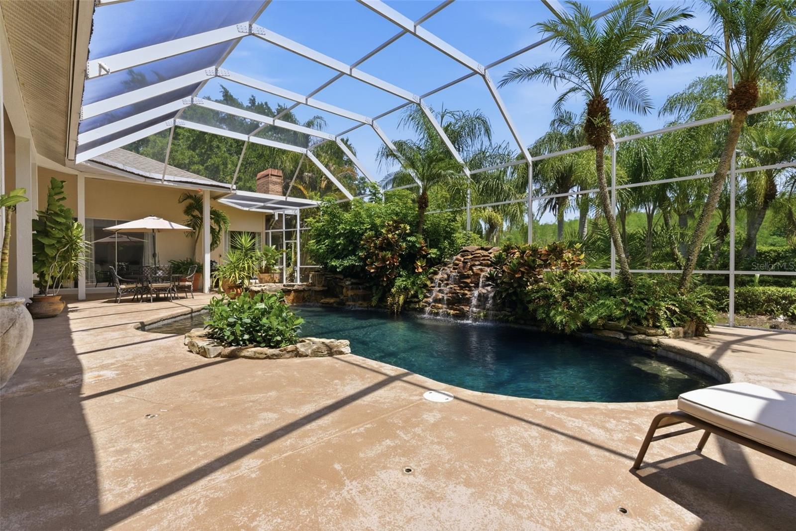 Image 39 of 83 For 18701 Pepper Pike