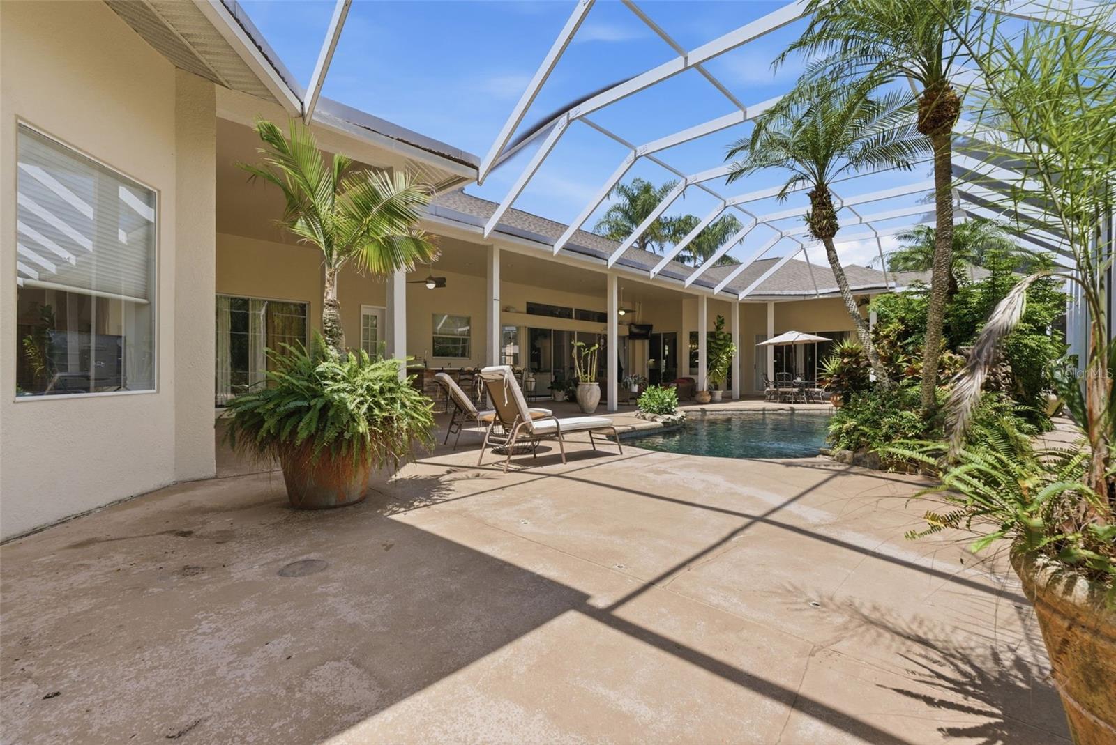 Image 40 of 83 For 18701 Pepper Pike