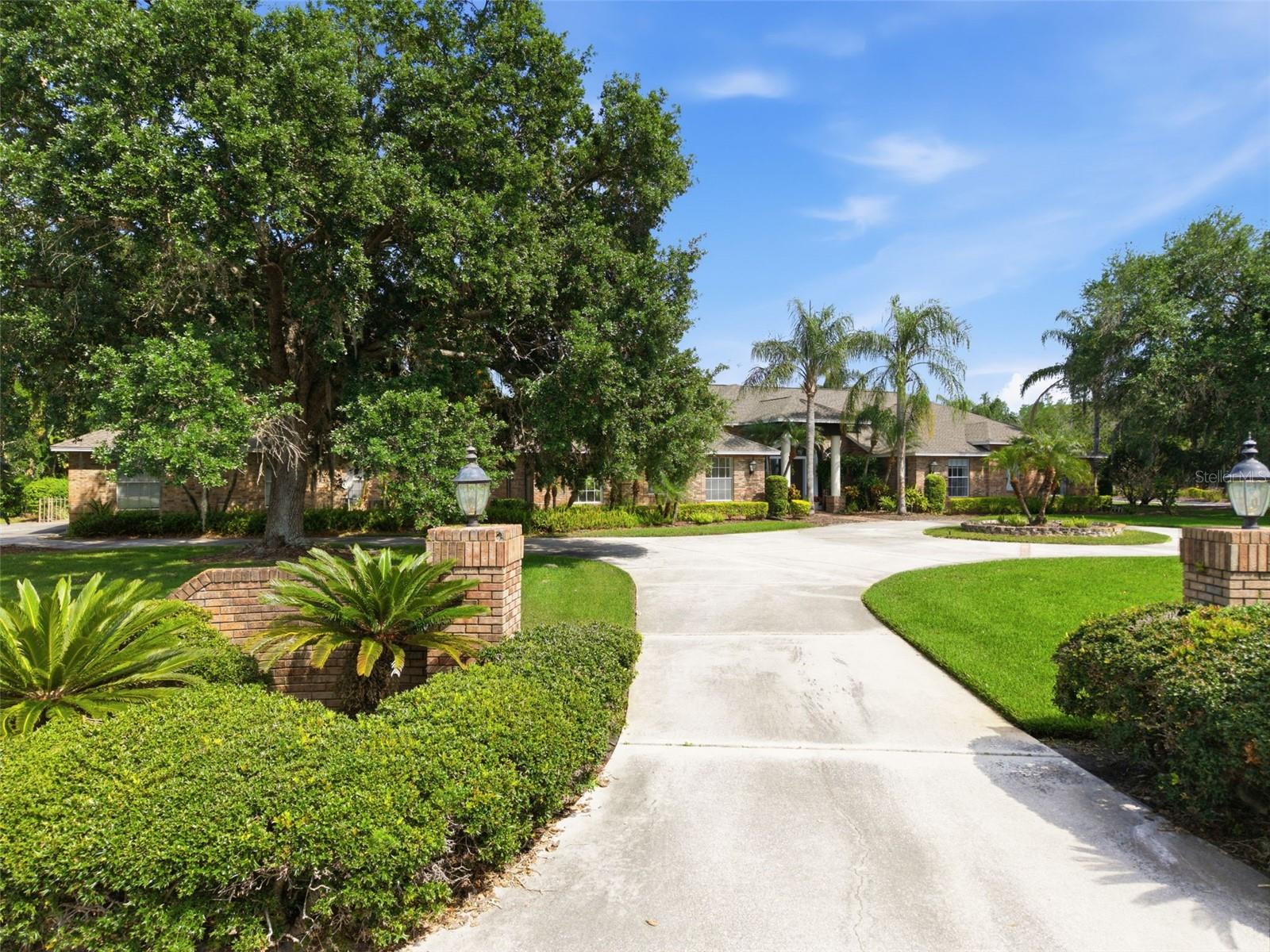 Image 5 of 83 For 18701 Pepper Pike