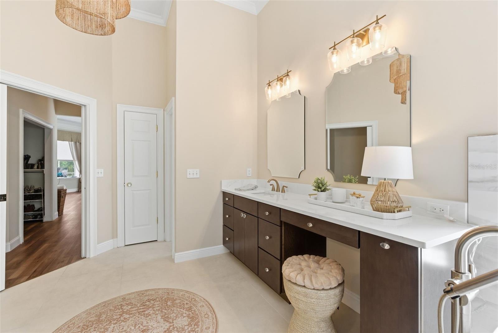 Image 51 of 83 For 18701 Pepper Pike