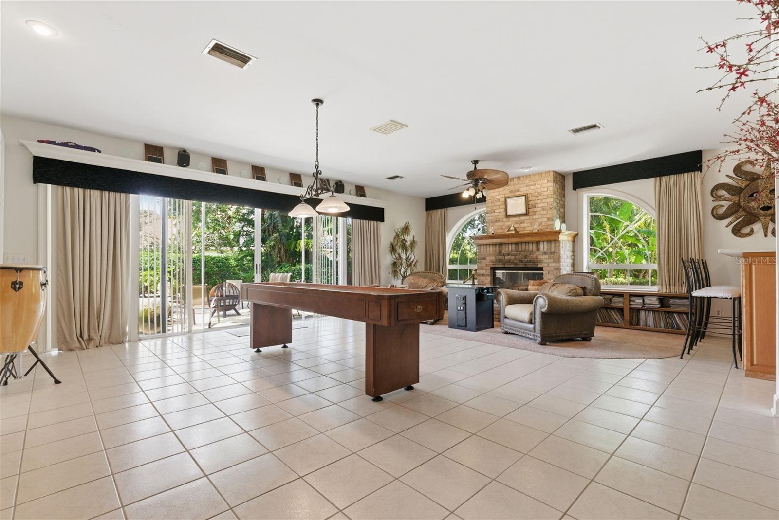 Image 53 of 83 For 18701 Pepper Pike