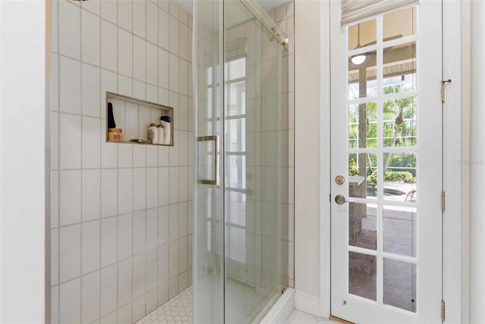 Image 61 of 83 For 18701 Pepper Pike