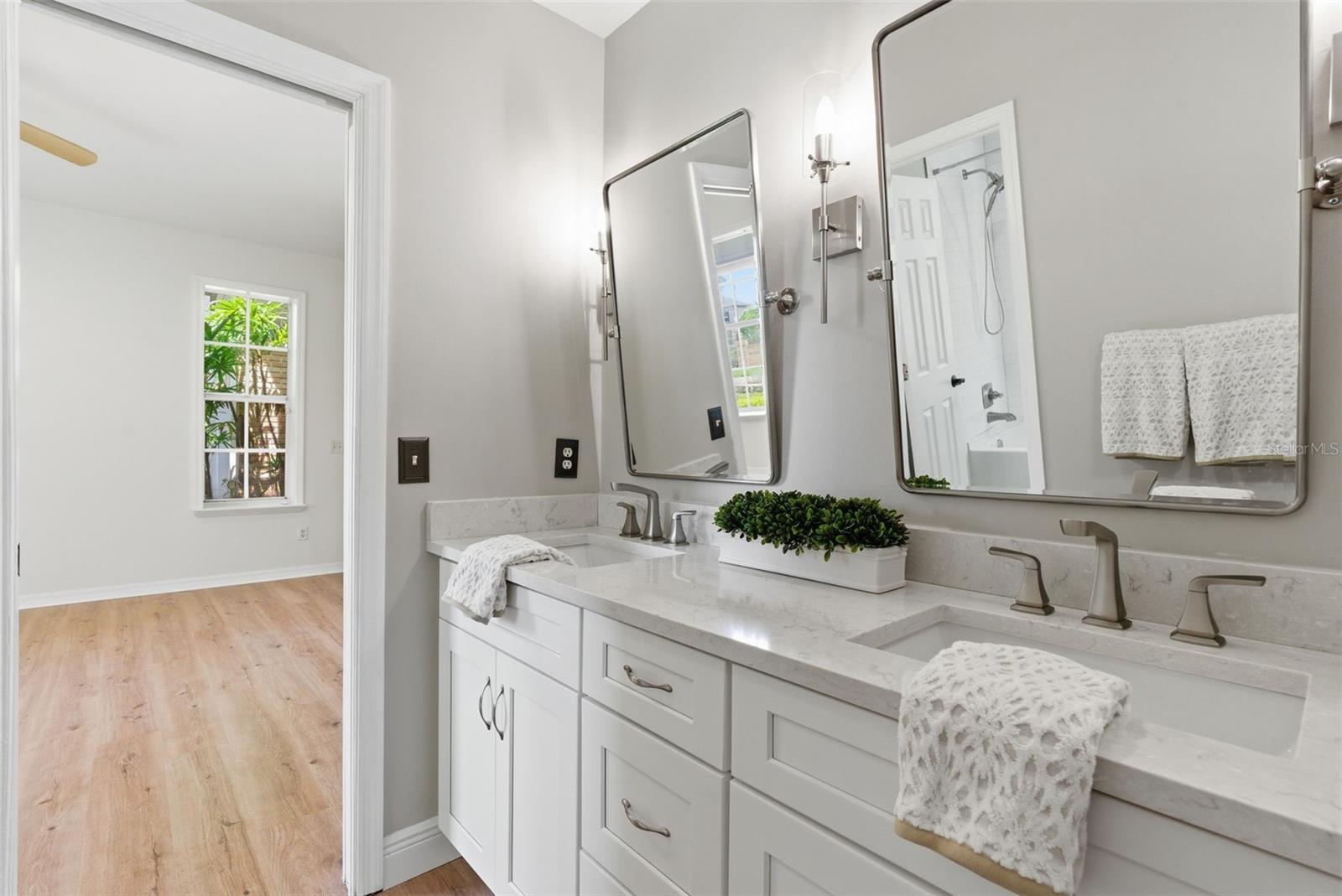 Image 66 of 83 For 18701 Pepper Pike