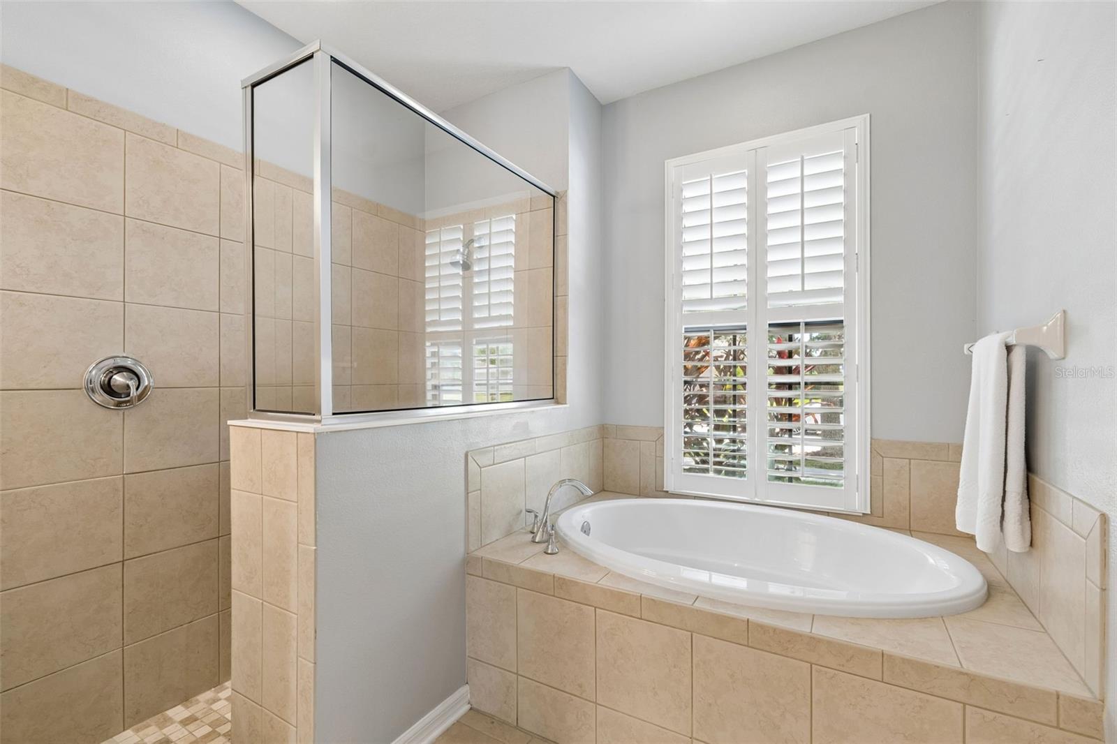 Image 22 of 93 For 19413 Sweet Grass Way