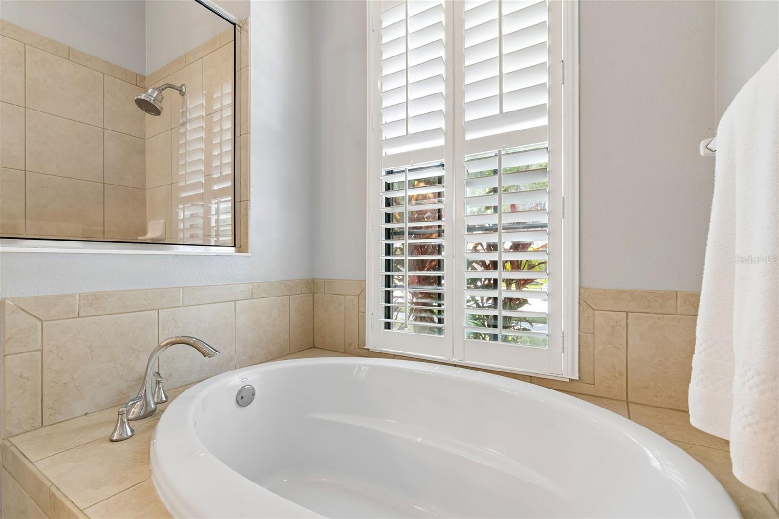 Image 23 of 93 For 19413 Sweet Grass Way