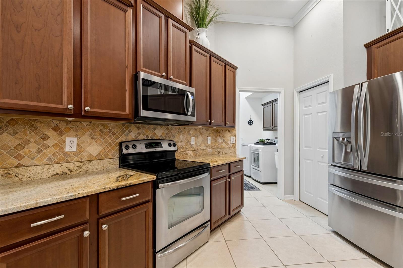 Image 32 of 93 For 19413 Sweet Grass Way