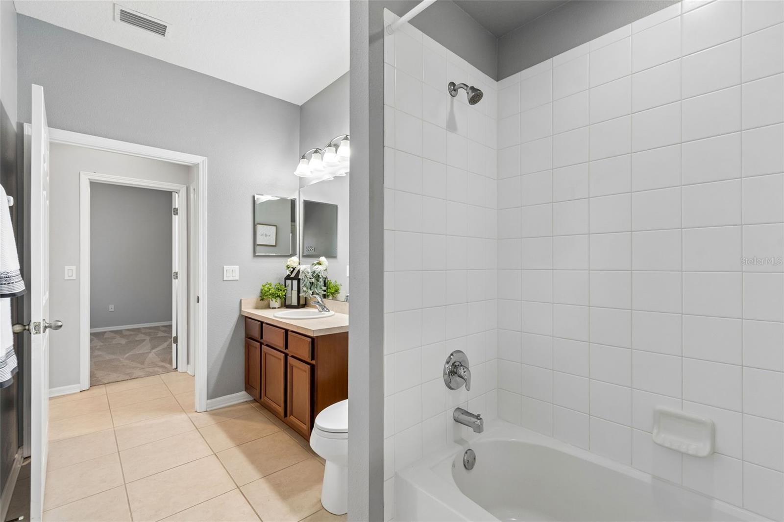 Image 53 of 93 For 19413 Sweet Grass Way